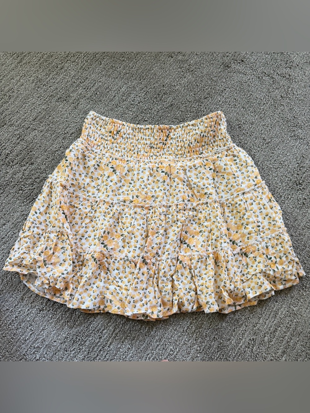 American Eagle Yellow & White Floral Skirt
